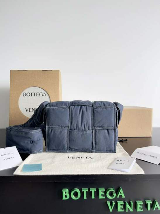 Picture of Bottega Veneta Handbags _SKUfw190937163fw